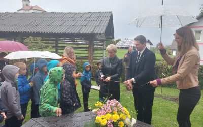 Posaditev drevesa in otvoritev zunanje učilnice